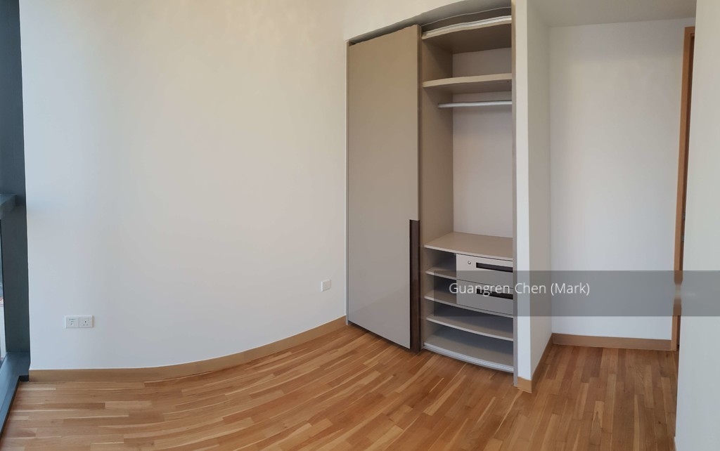 Commonwealth Towers (D3), Condominium #181347392